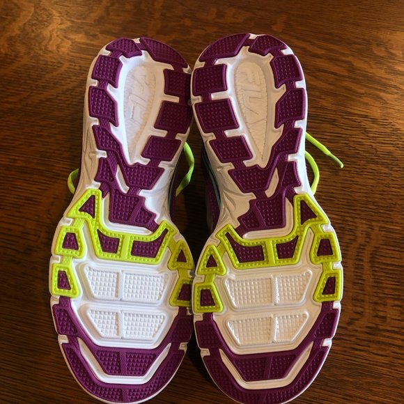 Fila Ultraloop 5 Athletic Shoes - Picture 4 of 6